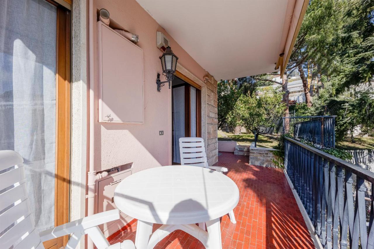 Lemon Tree Apartment - Garden, Sea View, Wifi Sanremo Eksteriør billede